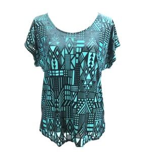 Bobeau top size M green geometric pattern